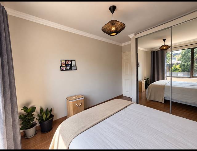 2 BEDROOM APARTMENT FOR SALE IN NORTHCLIFF